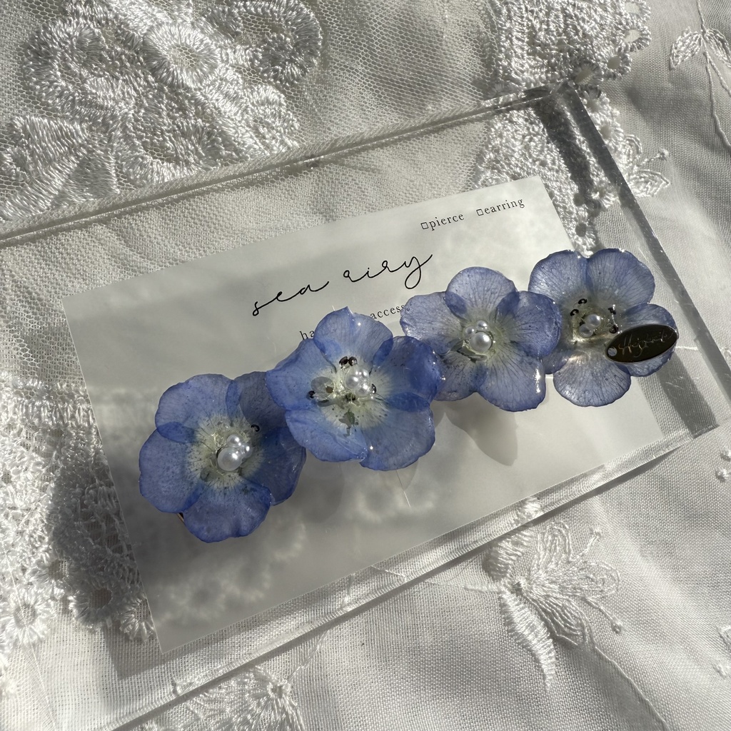 no.134 大人気 再販 ネモフィラのヘアクリップ ネモフィラ ブルー パール フラワー ヘアクリップ レジンクリップ ハンドメイド