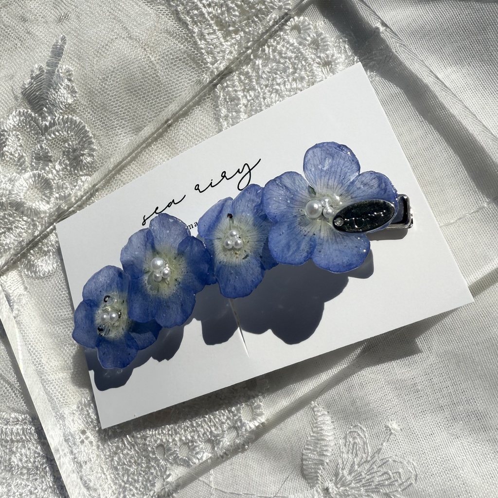 no.134 大人気 再販 ネモフィラのヘアクリップ ネモフィラ ブルー パール フラワー ヘアクリップ レジンクリップ ハンドメイド
