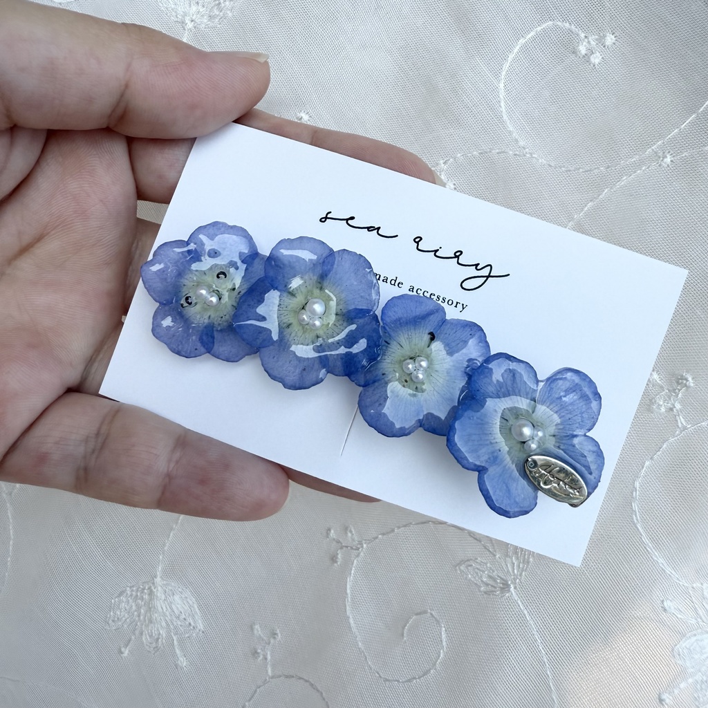 no.134 大人気 再販 ネモフィラのヘアクリップ ネモフィラ ブルー パール フラワー ヘアクリップ レジンクリップ ハンドメイド
