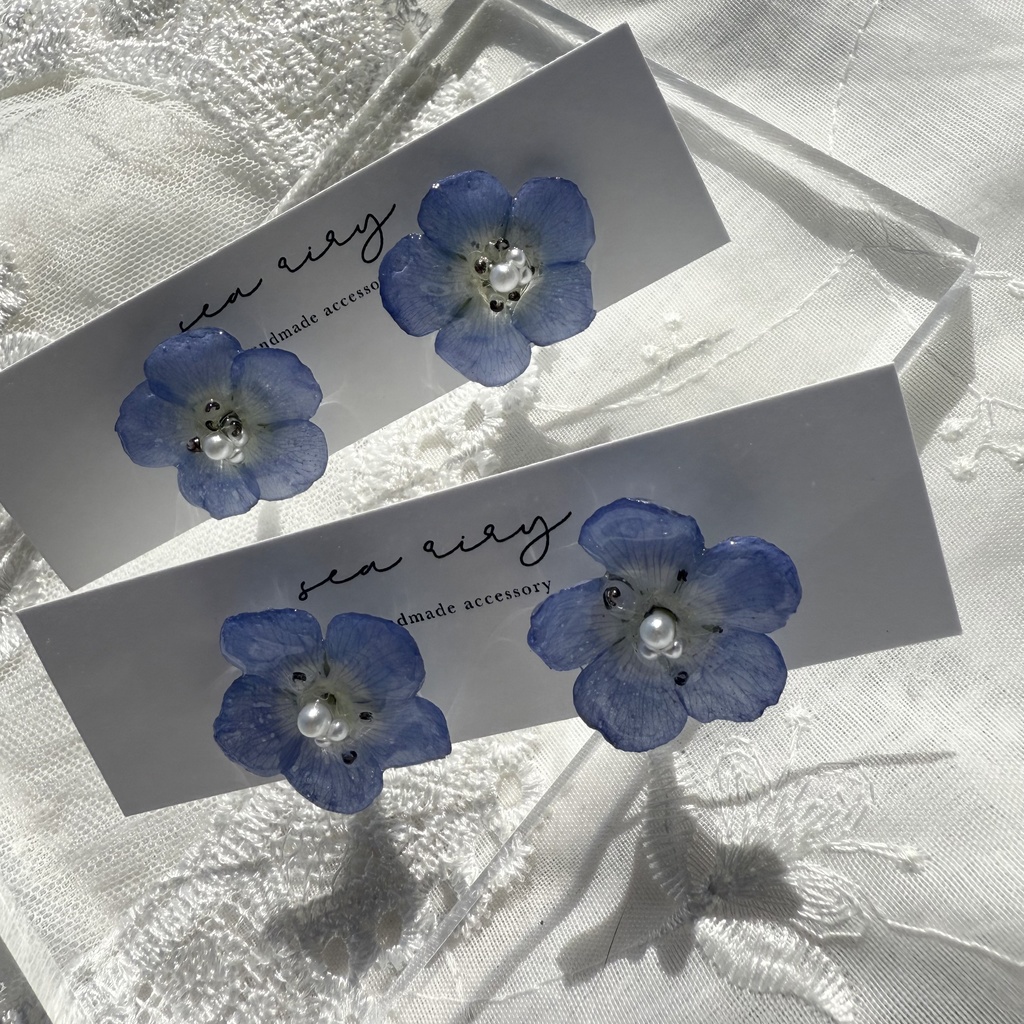 no.135 再販 大人気 ネモフィラのピアス ネモフィラ ブルー パール ドライフラワー ステンレス ピアス ハンドメイドピアス
