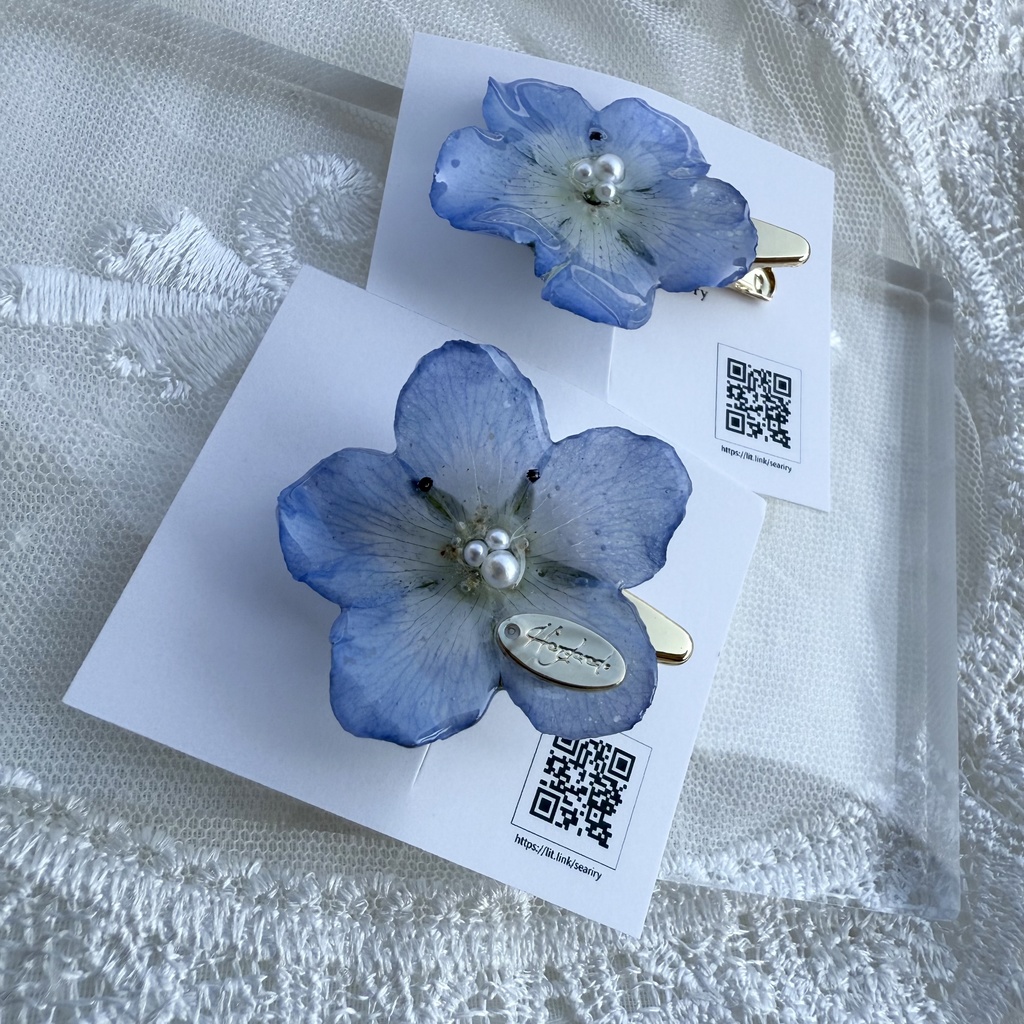 no.137 ネモフィラのミニヘアクリップ ブルー パール ネモフィラ フラワー ヘアクリップ レジン ハンドメイドクリップ