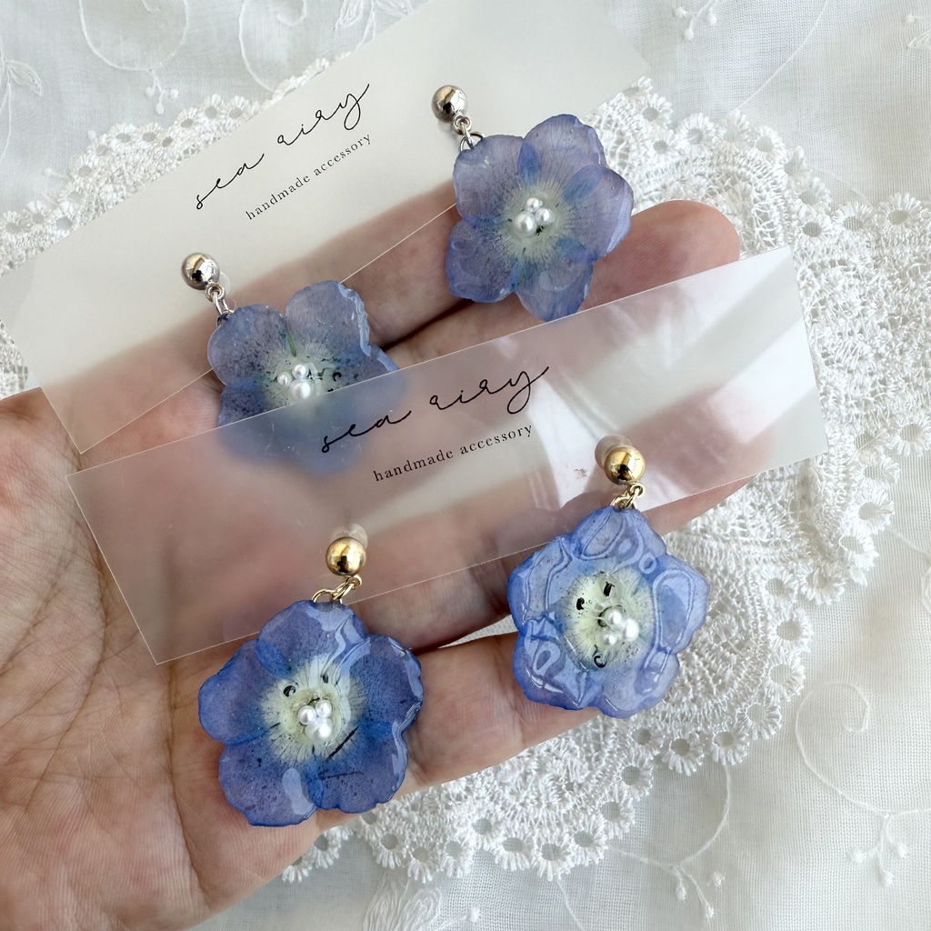 no.139 ネモフィラのピアス ネモフィラ ブルー パール フラワー ゆらゆら レジンピアス フラワーピアス チタンピアス ハンドメイド