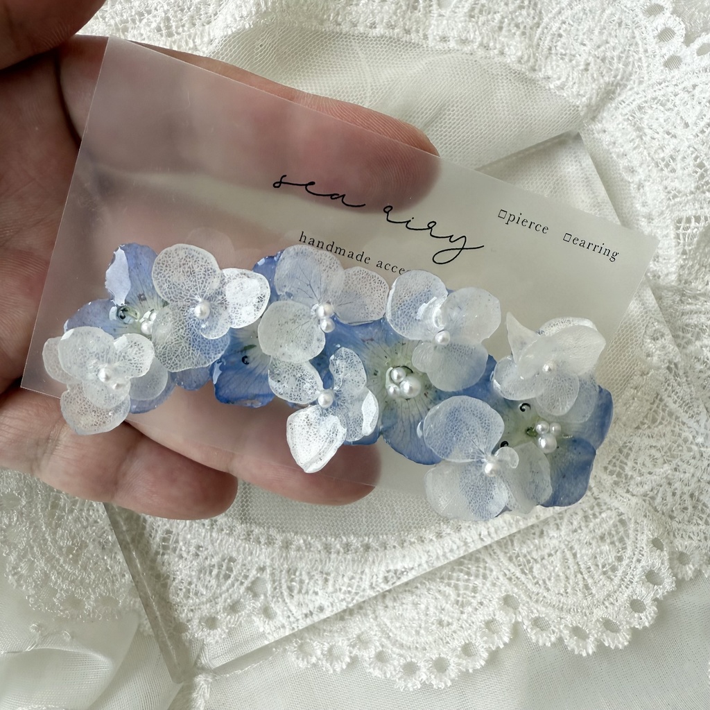 no.141 大人気 再販 ネモフィラとアナベルのヘアクリップ ブルー ホワイト ドライフラワー ヘアクリップ 本物のお花