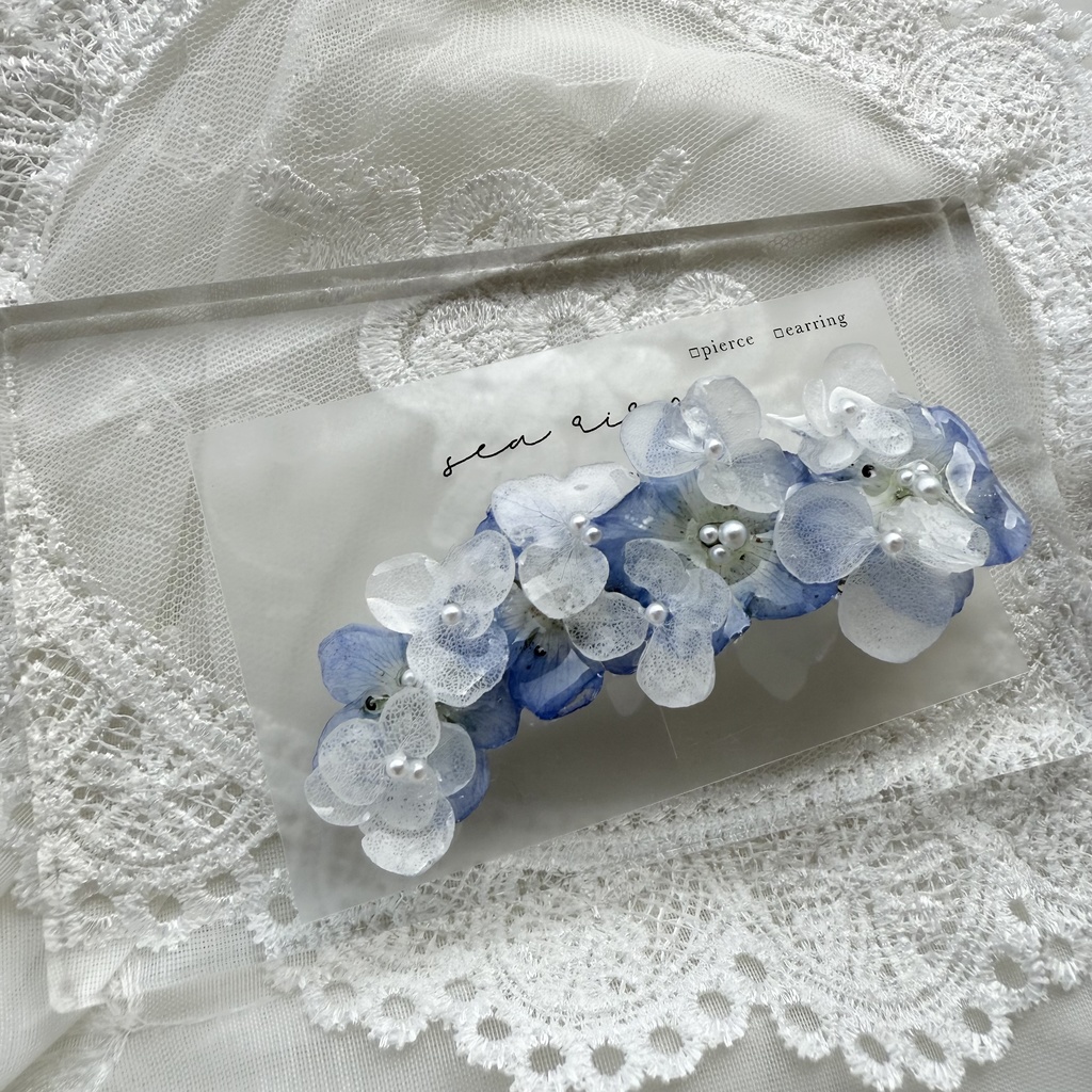 no.141 大人気 再販 ネモフィラとアナベルのヘアクリップ ブルー ホワイト ドライフラワー ヘアクリップ 本物のお花