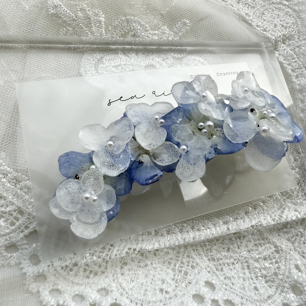 no.141 大人気 再販 ネモフィラとアナベルのヘアクリップ ブルー ホワイト ドライフラワー ヘアクリップ 本物のお花