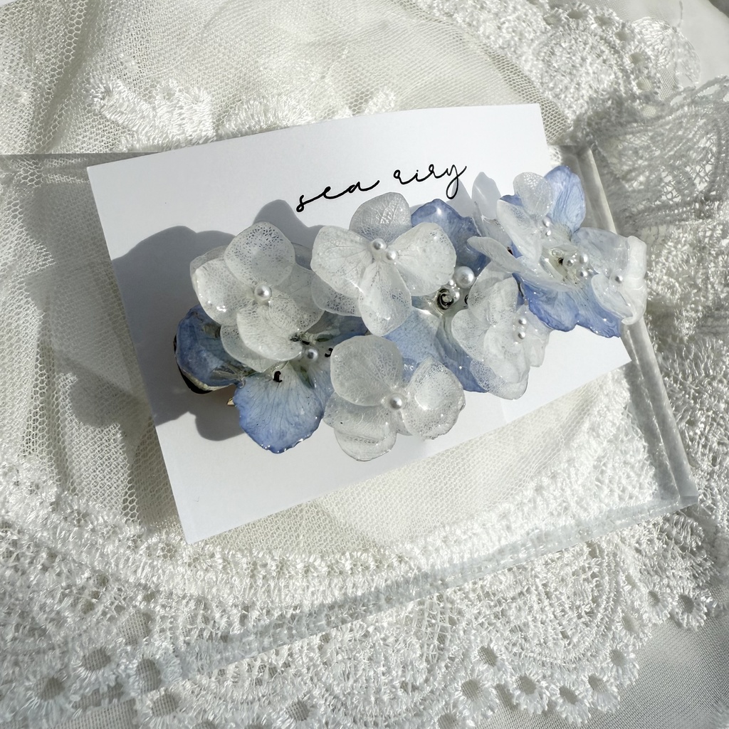 no.142 大人気 再販 ネモフィラとアナベルのヘアバレッタ 本物のお花 ネモフィラ アナベル パール 髪留め 髪飾り ハンドメイド