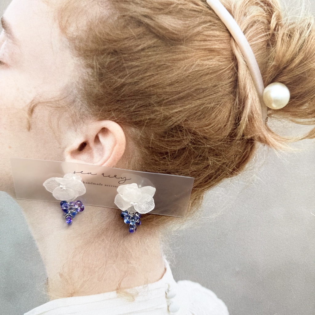 no.146 再販 紫陽花の雨粒ピアス 雨色 ホワイトアナベル 本物のお花 パール ファルファーレ ハンドメイドピアス
