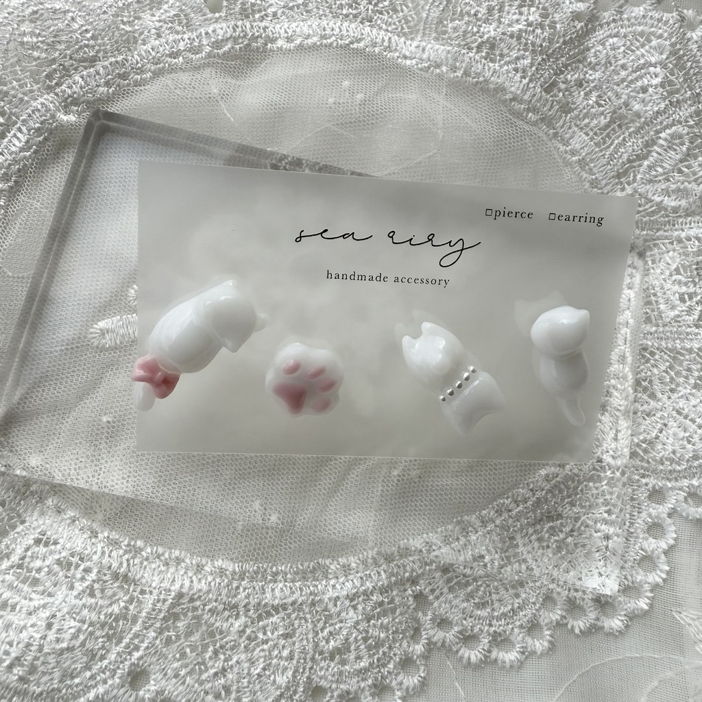 no.154 限定価格 いちごみるくのおめかしねこちゃん ピアスセット ピンク パール 猫 しろねこちゃん ハンドメイドピアス