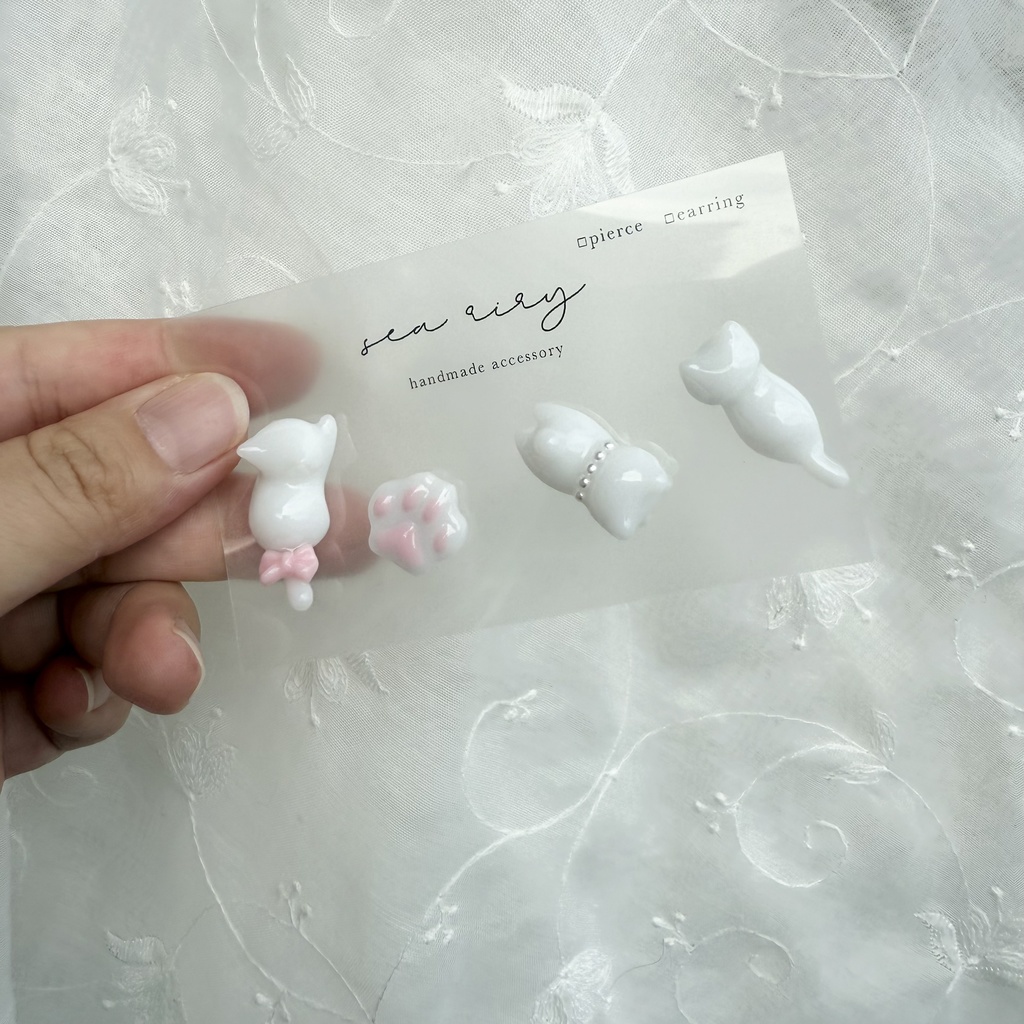 no.154 限定価格 いちごみるくのおめかしねこちゃん ピアスセット ピンク パール 猫 しろねこちゃん ハンドメイドピアス