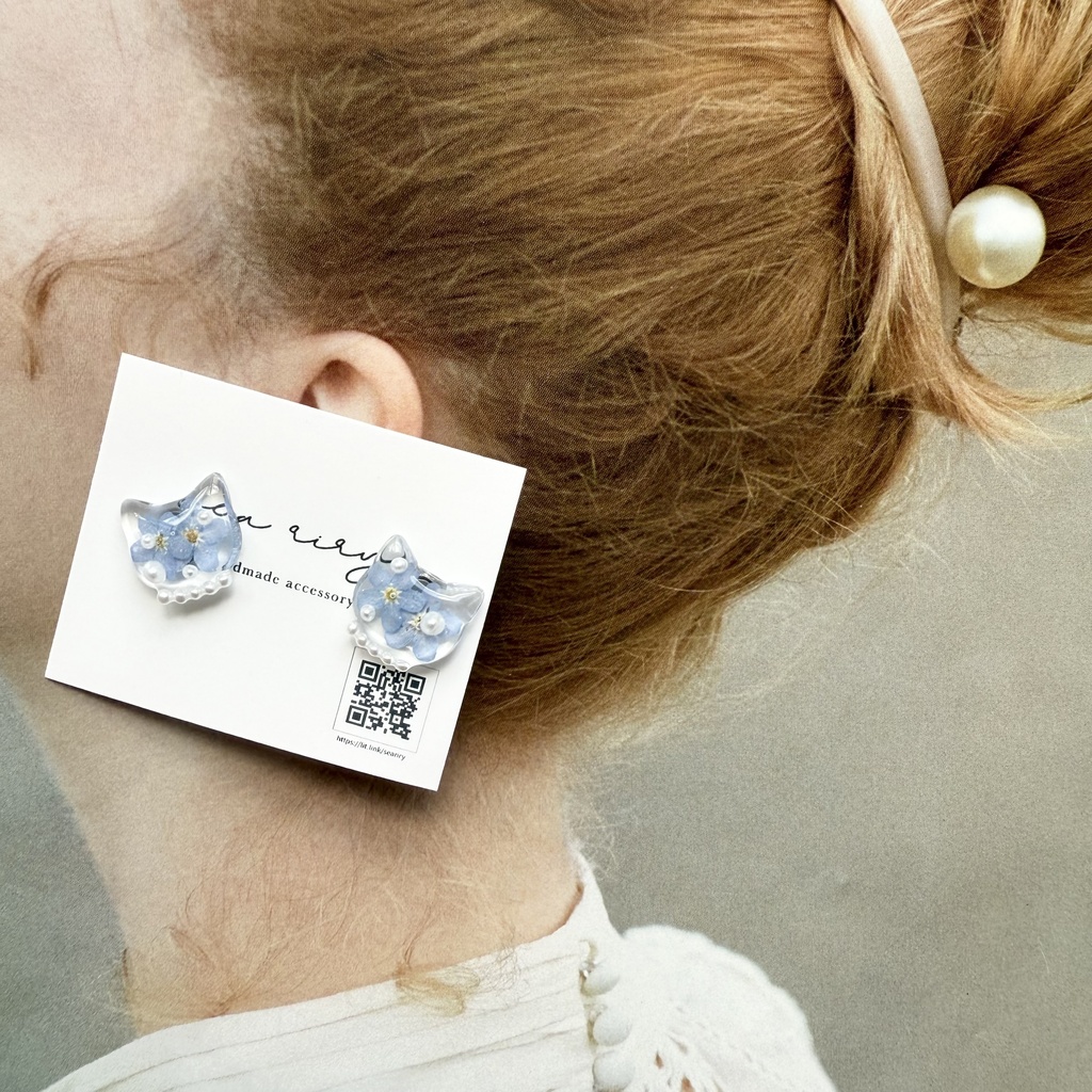 no.162 勿忘草のねこちゃんピアス 忘れな草 ブルー パール フラワー 猫 ステンレス ポストピアス