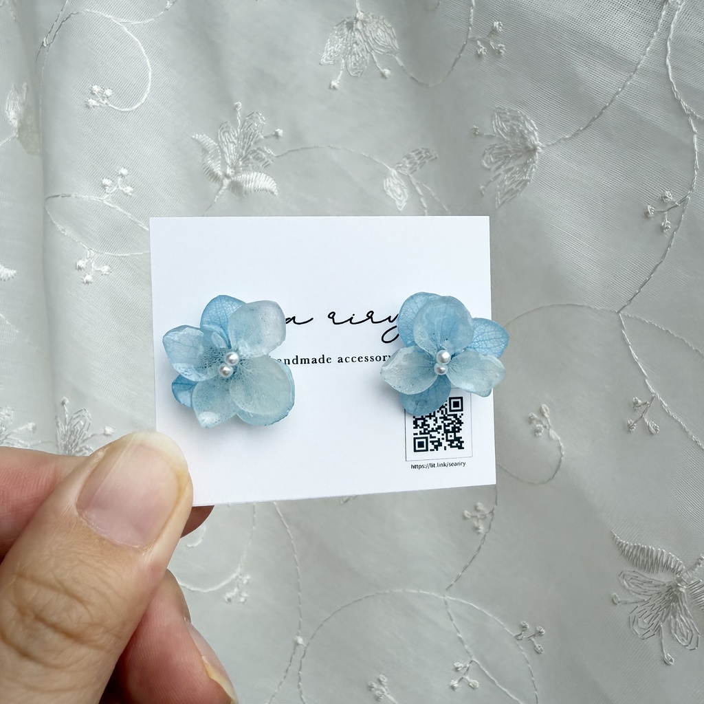 no.164 ちいさなお花のピアス 本物のピアス 紫陽花 アナベル ブルー パール ステンレス ポストピアス ピアス