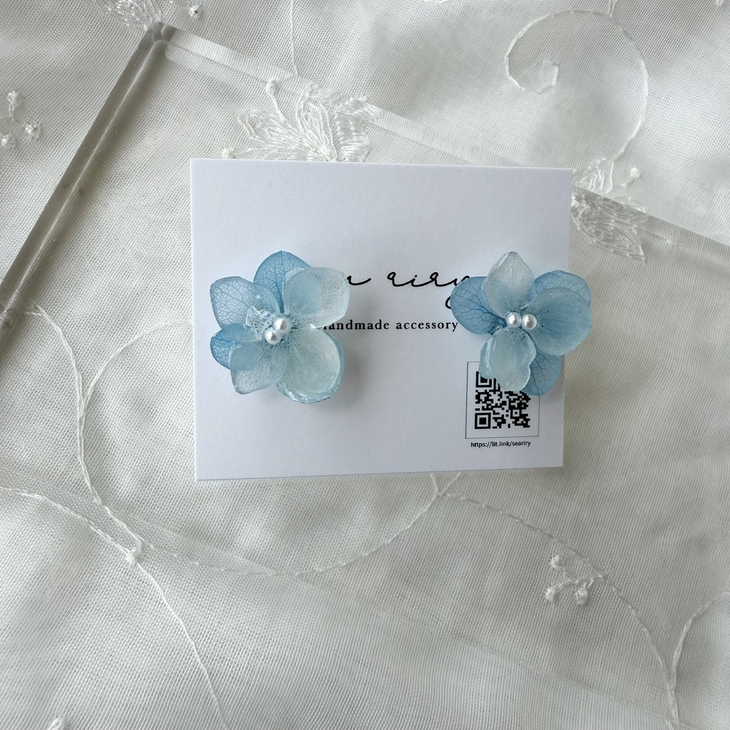 no.164 ちいさなお花のピアス 本物のピアス 紫陽花 アナベル ブルー パール ステンレス ポストピアス ピアス