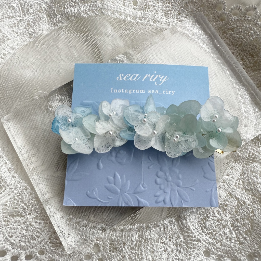 no.169 ブルーホワイトの紫陽花ヘアクリップ 紫陽花 アナベル 本物のお花 ヘアアクセサリー ヘアクリップ レジンクリップ