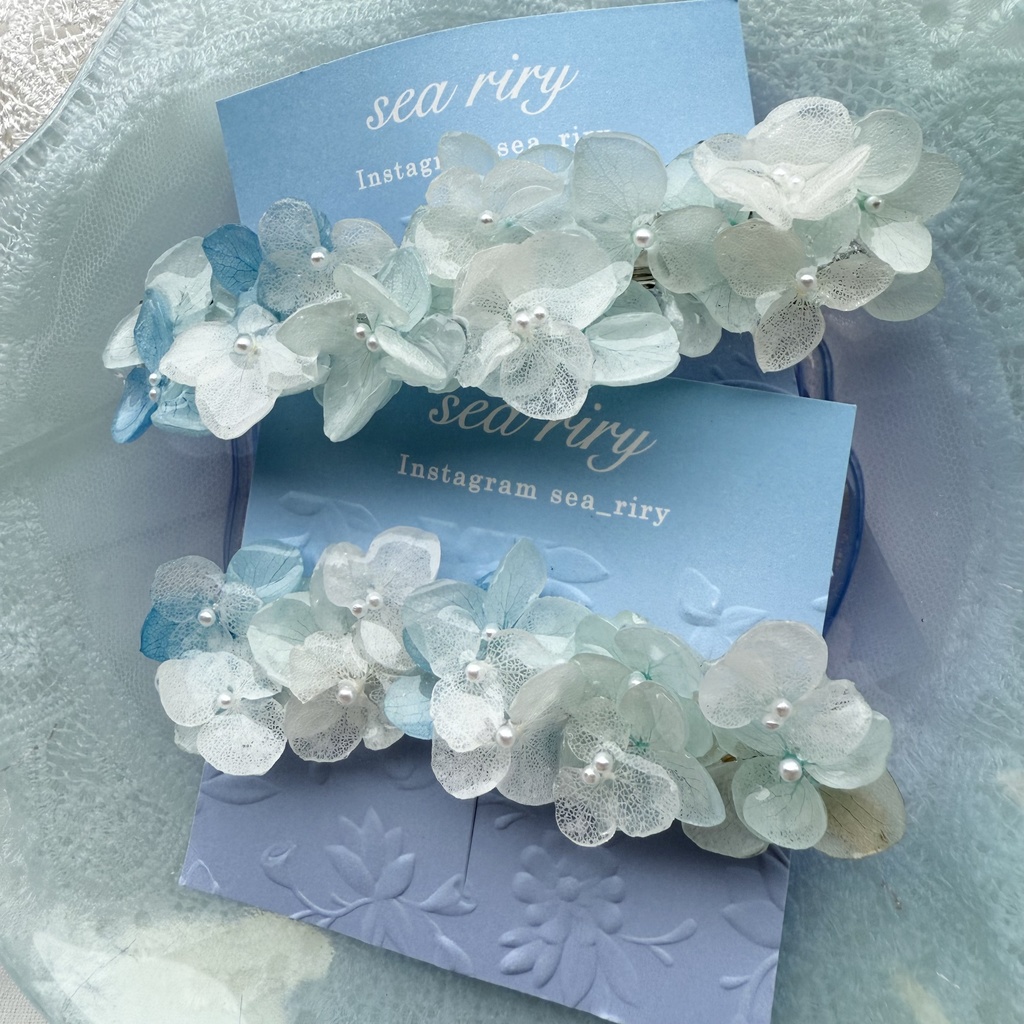no.169 ブルーホワイトの紫陽花ヘアクリップ 紫陽花 アナベル 本物のお花 ヘアアクセサリー ヘアクリップ レジンクリップ