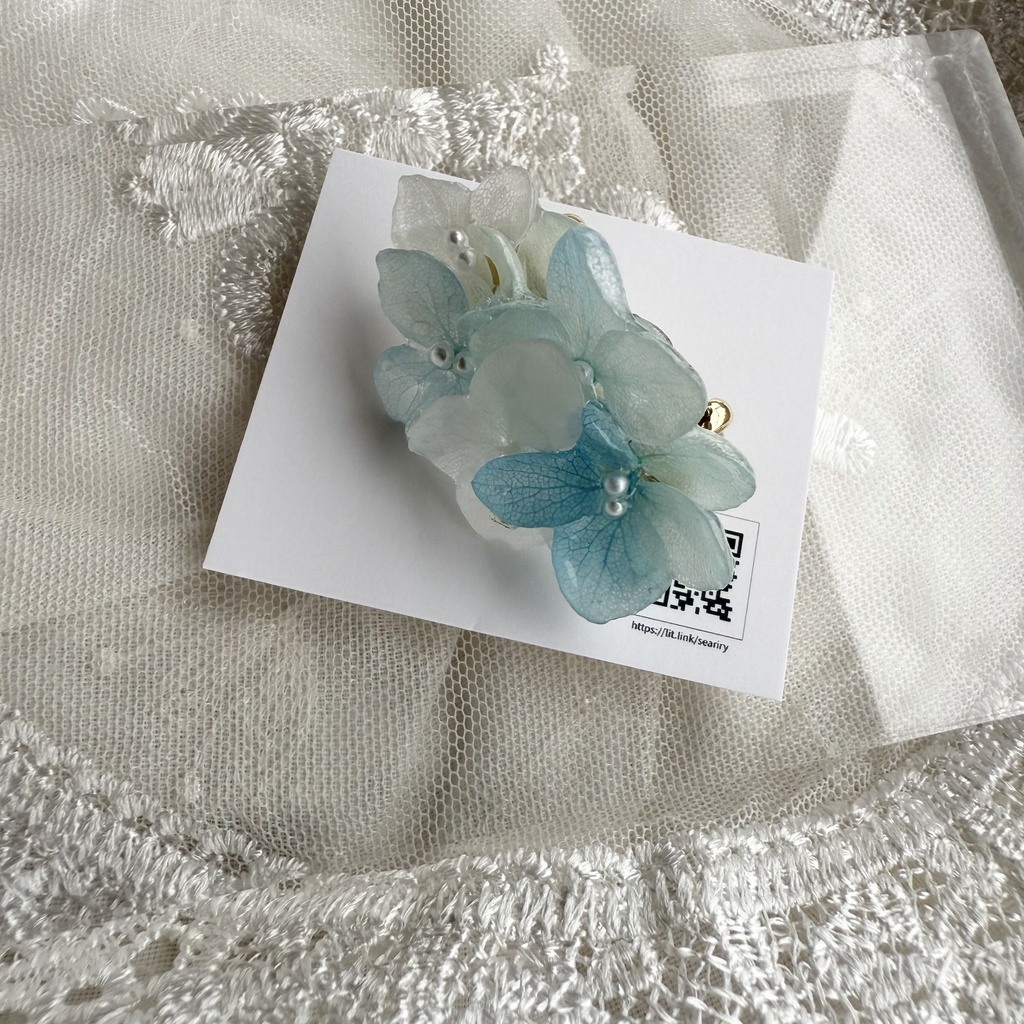 no.174 ブルーグラデの紫陽花の帯留 本物のお花 紫陽花 アナベル ブルー パール 帯留 浴衣 着物