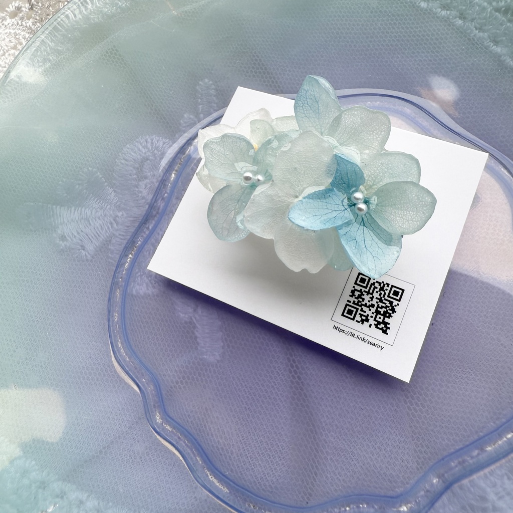 no.174 ブルーグラデの紫陽花の帯留 本物のお花 紫陽花 アナベル ブルー パール 帯留 浴衣 着物