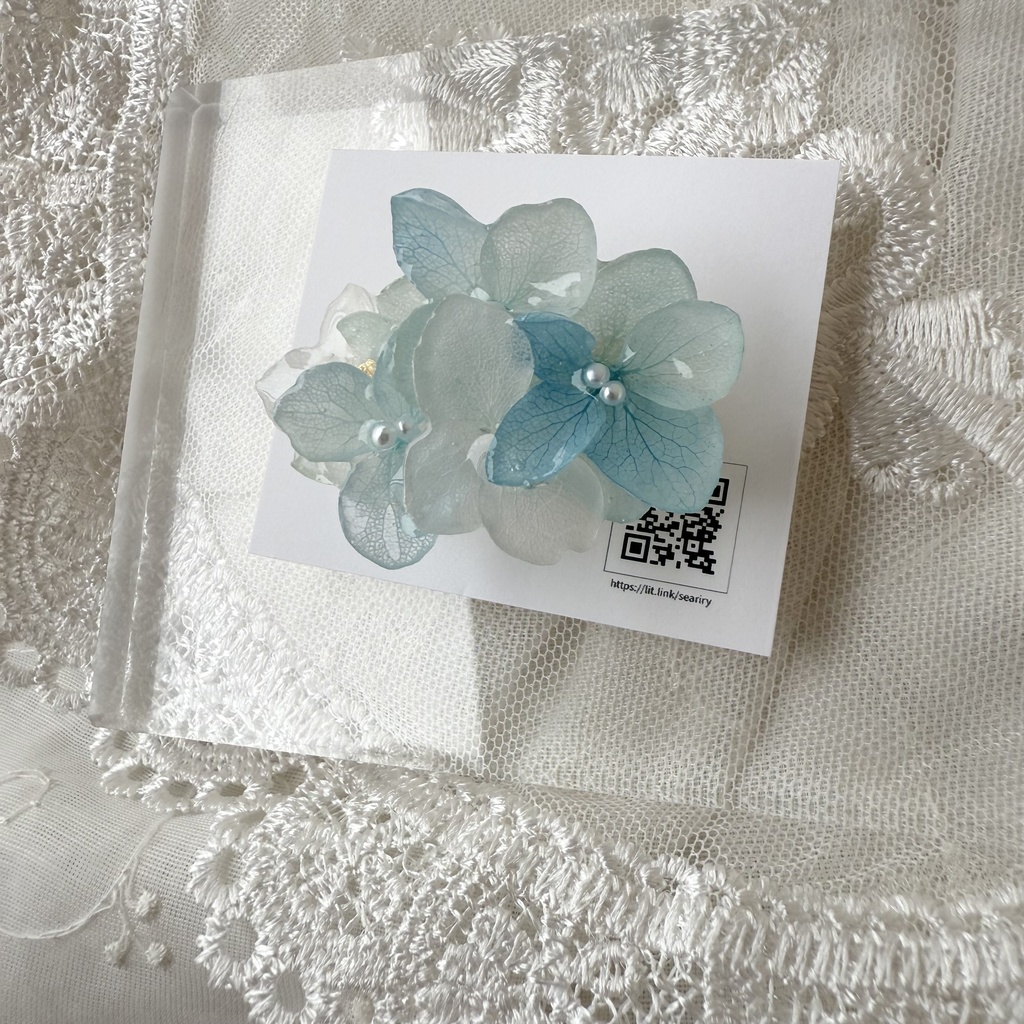 no.174 ブルーグラデの紫陽花の帯留 本物のお花 紫陽花 アナベル ブルー パール 帯留 浴衣 着物