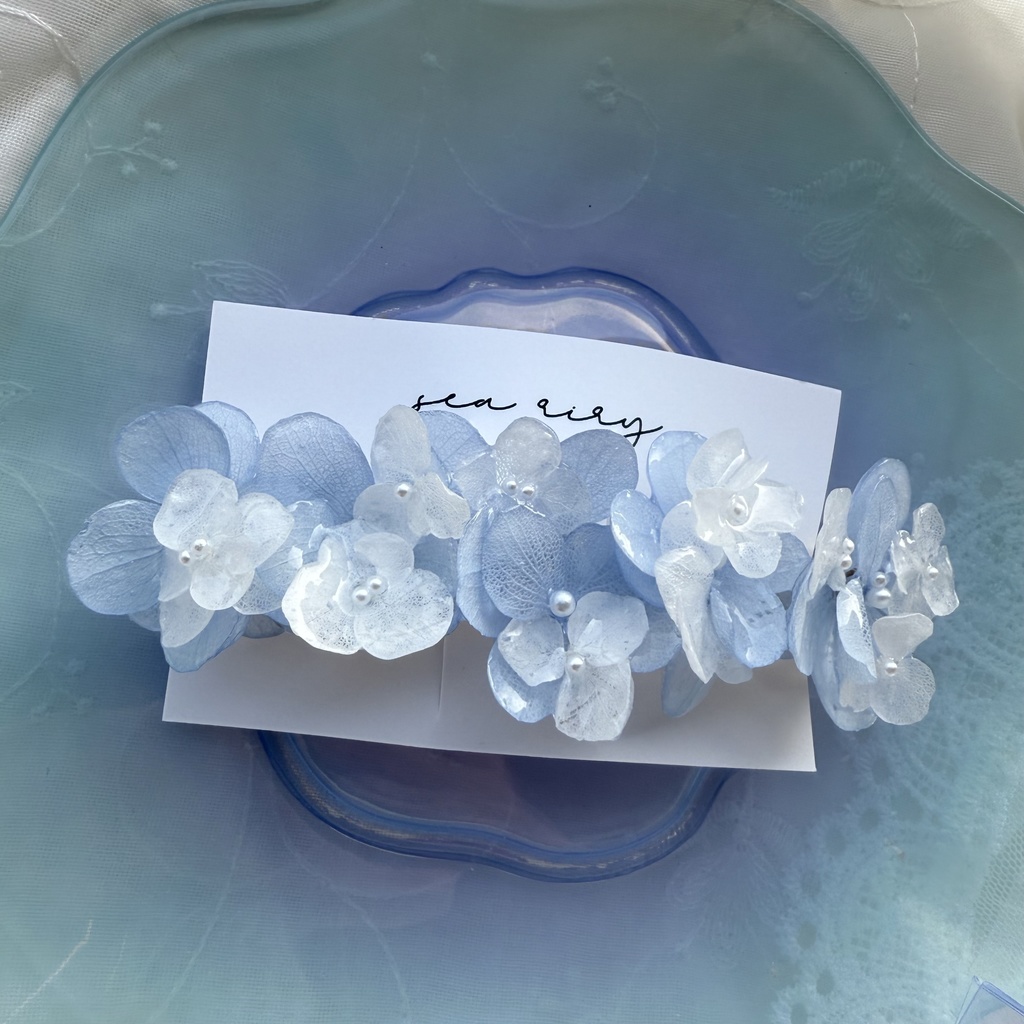 no.175 ブルーホワイトの紫陽花ヘアバレッタ 本物のお花 あじさい ホワイトアナベル パール ヘアバレッタ 髪飾り 浴衣 着物