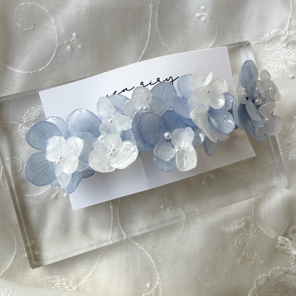 no.175 ブルーホワイトの紫陽花ヘアバレッタ 本物のお花 あじさい ホワイトアナベル パール ヘアバレッタ 髪飾り 浴衣 着物