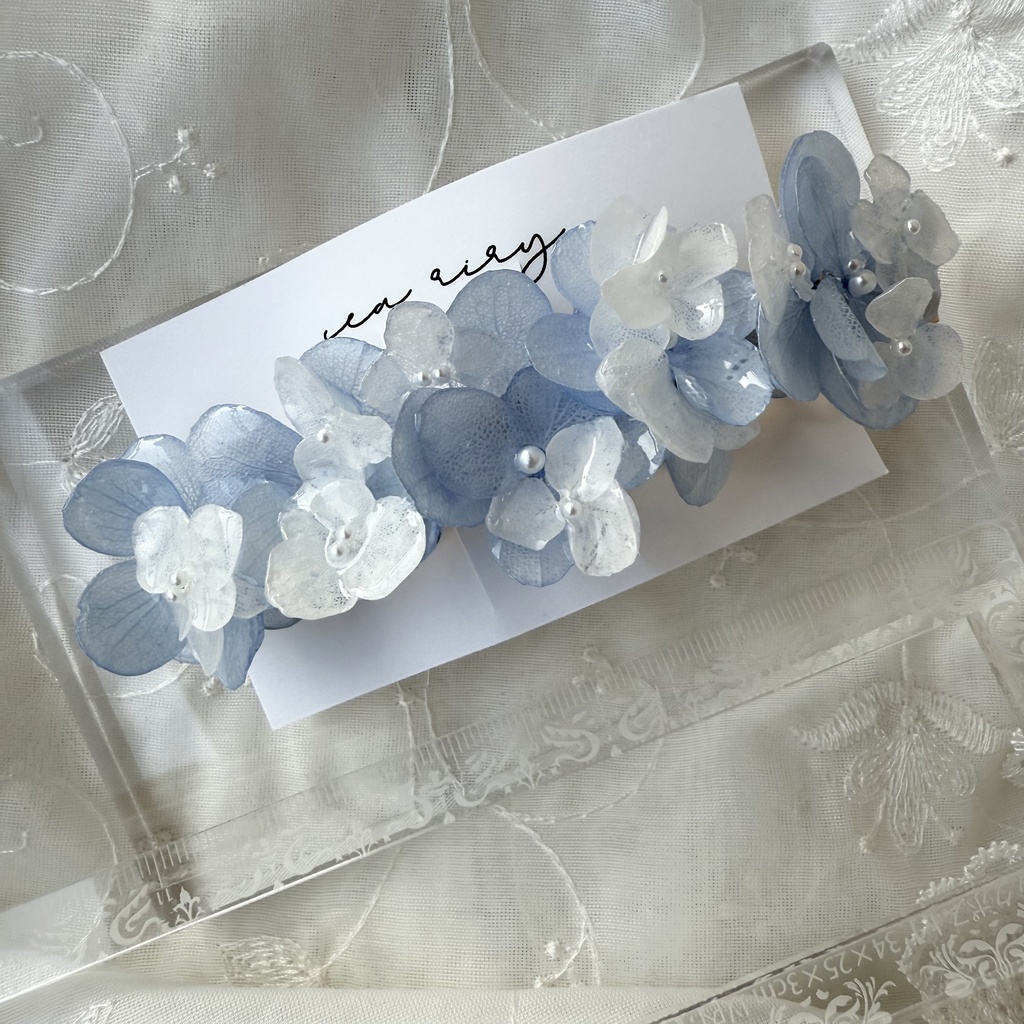 no.175 ブルーホワイトの紫陽花ヘアバレッタ 本物のお花 あじさい ホワイトアナベル パール ヘアバレッタ 髪飾り 浴衣 着物
