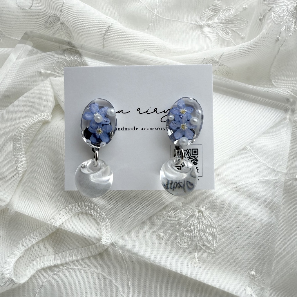 no.181 勿忘草のゆらゆらピアス 忘れな草 パール フラワー ブルー ゆらゆら ステンレス ピアス