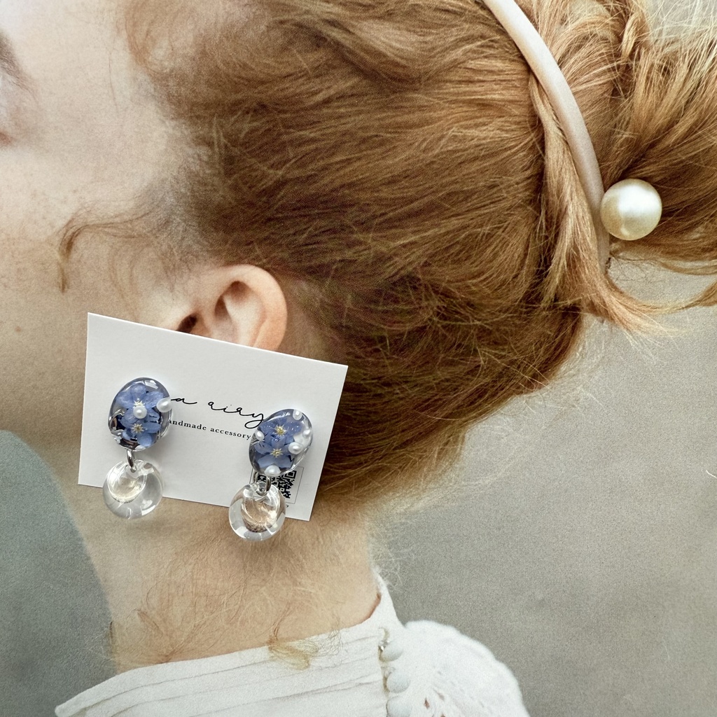 no.181 勿忘草のゆらゆらピアス 忘れな草 パール フラワー ブルー ゆらゆら ステンレス ピアス