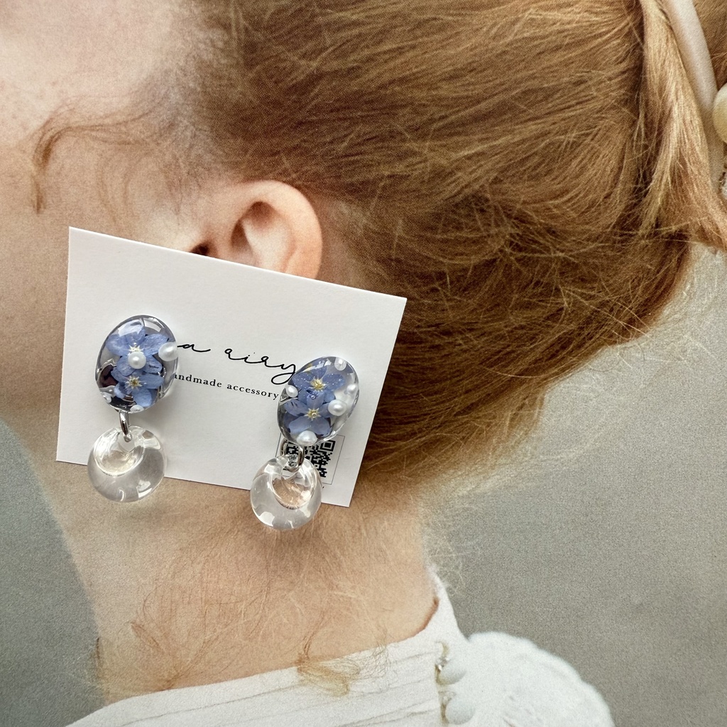no.181 勿忘草のゆらゆらピアス 忘れな草 パール フラワー ブルー ゆらゆら ステンレス ピアス