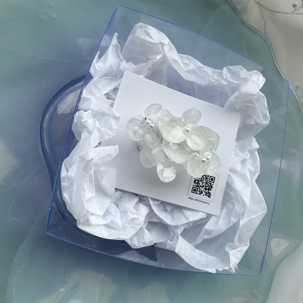 no.183 ホワイトアナベルの帯留 紫陽花 ホワイトアナベル パール 帯留 着物 和装小物