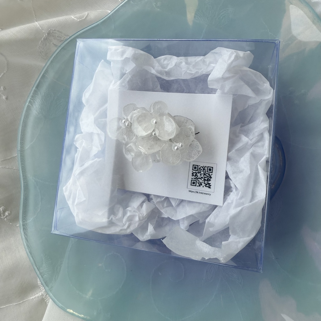 no.183 ホワイトアナベルの帯留 紫陽花 ホワイトアナベル パール 帯留 着物 和装小物