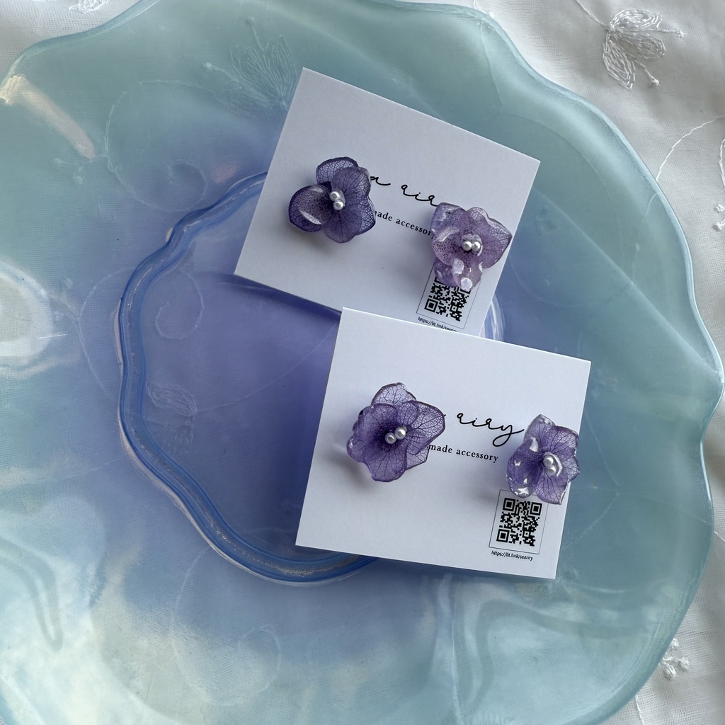 no.190 ちいさなお花のピアス 本物のお花 アジサイ 紫陽花 アナベル パープル 紫 ステンレス ピアス