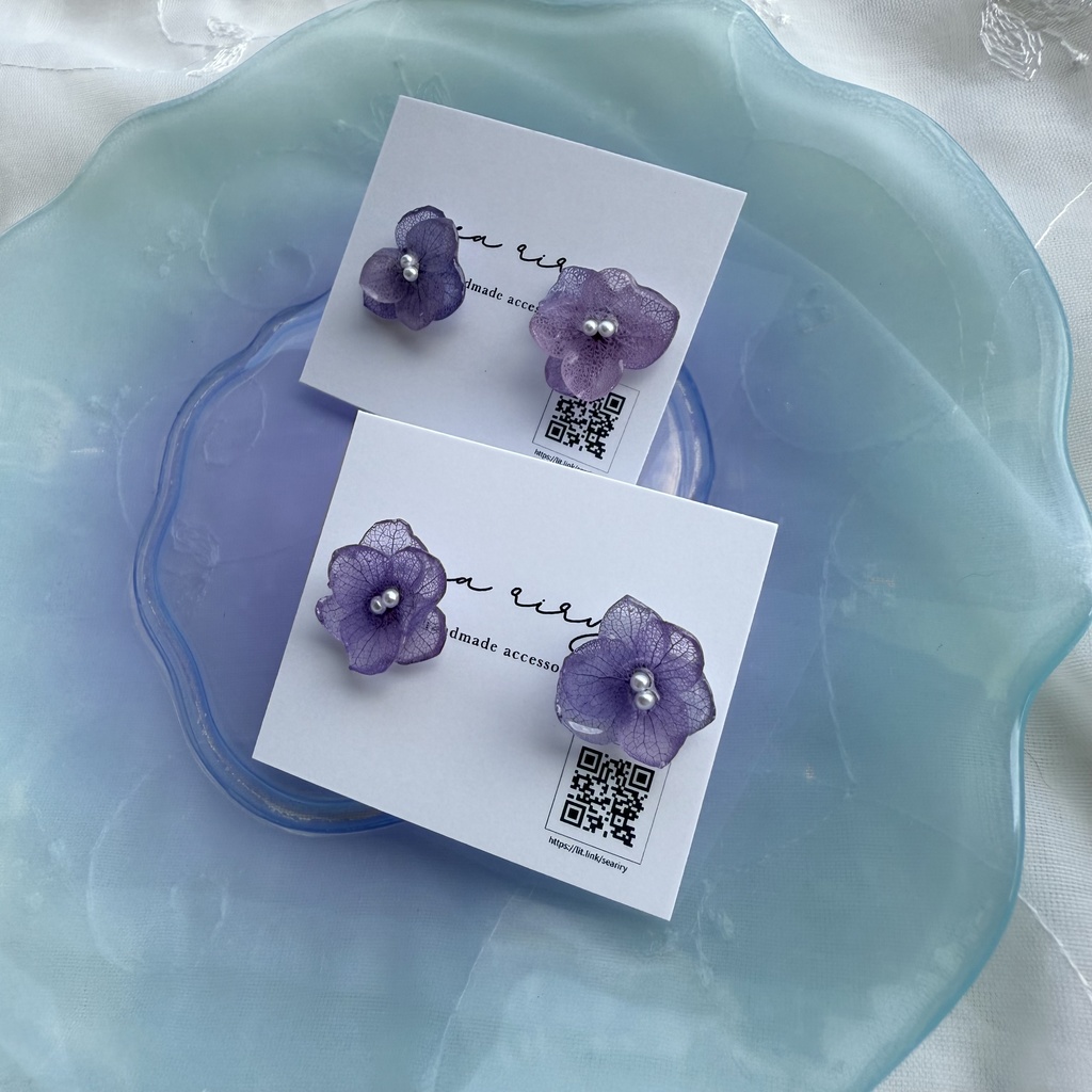 no.190 ちいさなお花のピアス 本物のお花 アジサイ 紫陽花 アナベル パープル 紫 ステンレス ピアス