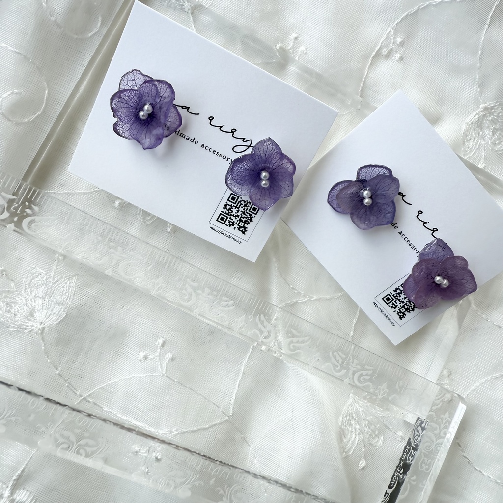 no.190 ちいさなお花のピアス 本物のお花 アジサイ 紫陽花 アナベル パープル 紫 ステンレス ピアス