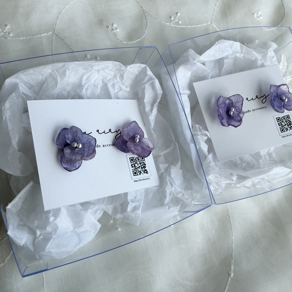 no.190 ちいさなお花のピアス 本物のお花 アジサイ 紫陽花 アナベル パープル 紫 ステンレス ピアス