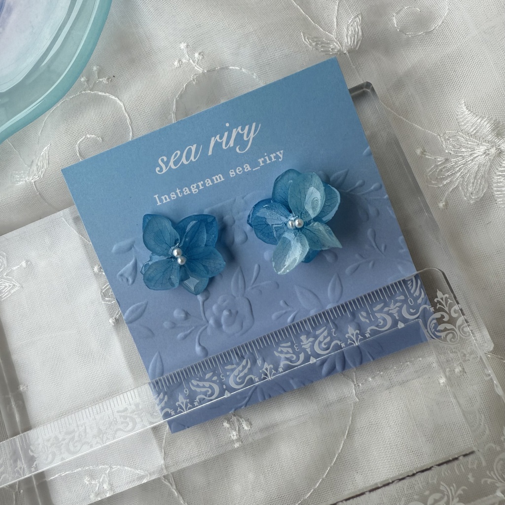 no.197 再販 ブルーグラデの紫陽花ピアス 本物のお花 紫陽花 アジサイ ブルー ステンレス ピアス