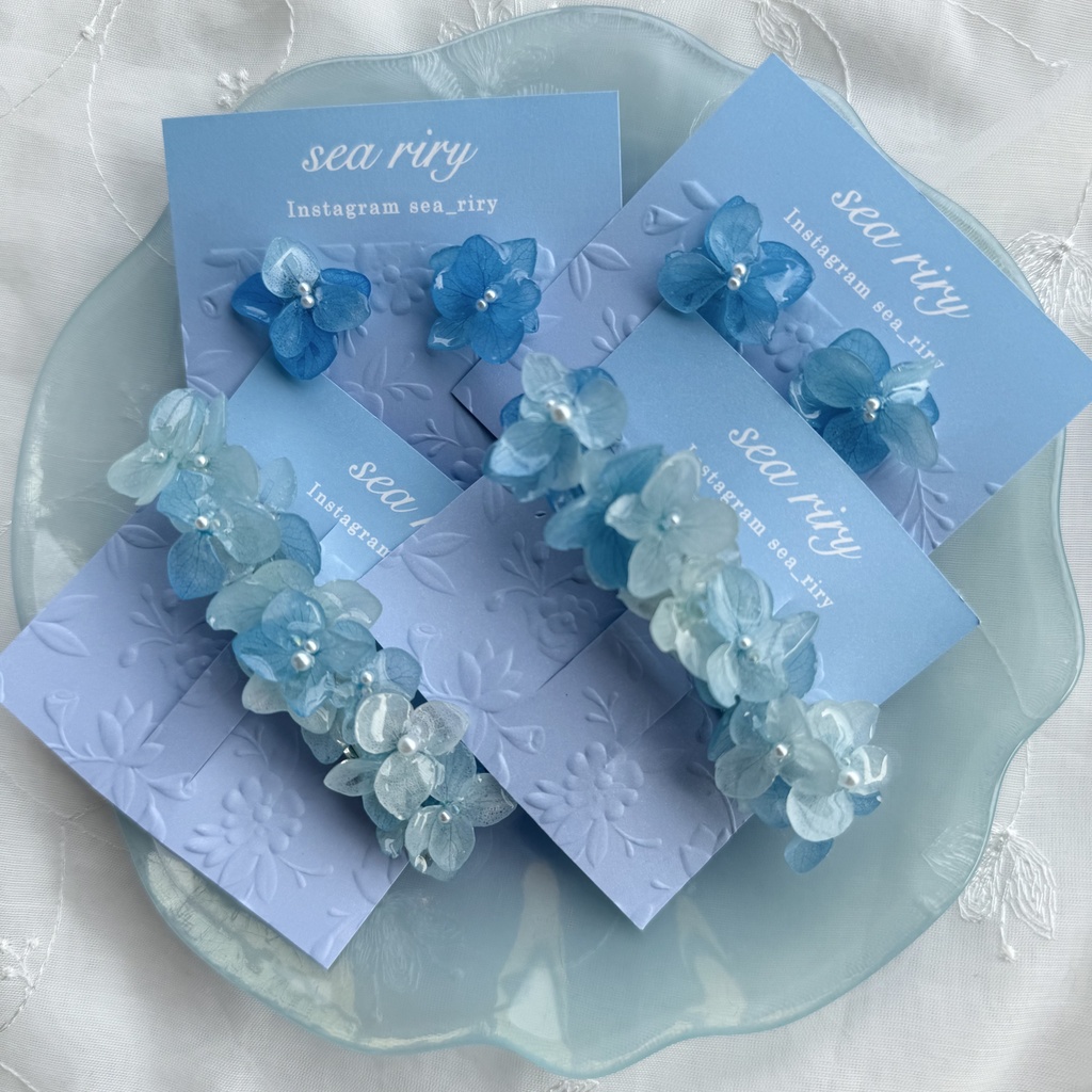 no.197 再販 ブルーグラデの紫陽花ピアス 本物のお花 紫陽花 アジサイ ブルー ステンレス ピアス