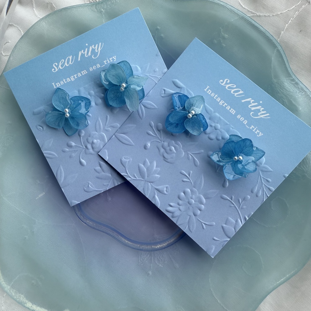 no.197 再販 ブルーグラデの紫陽花ピアス 本物のお花 紫陽花 アジサイ ブルー ステンレス ピアス