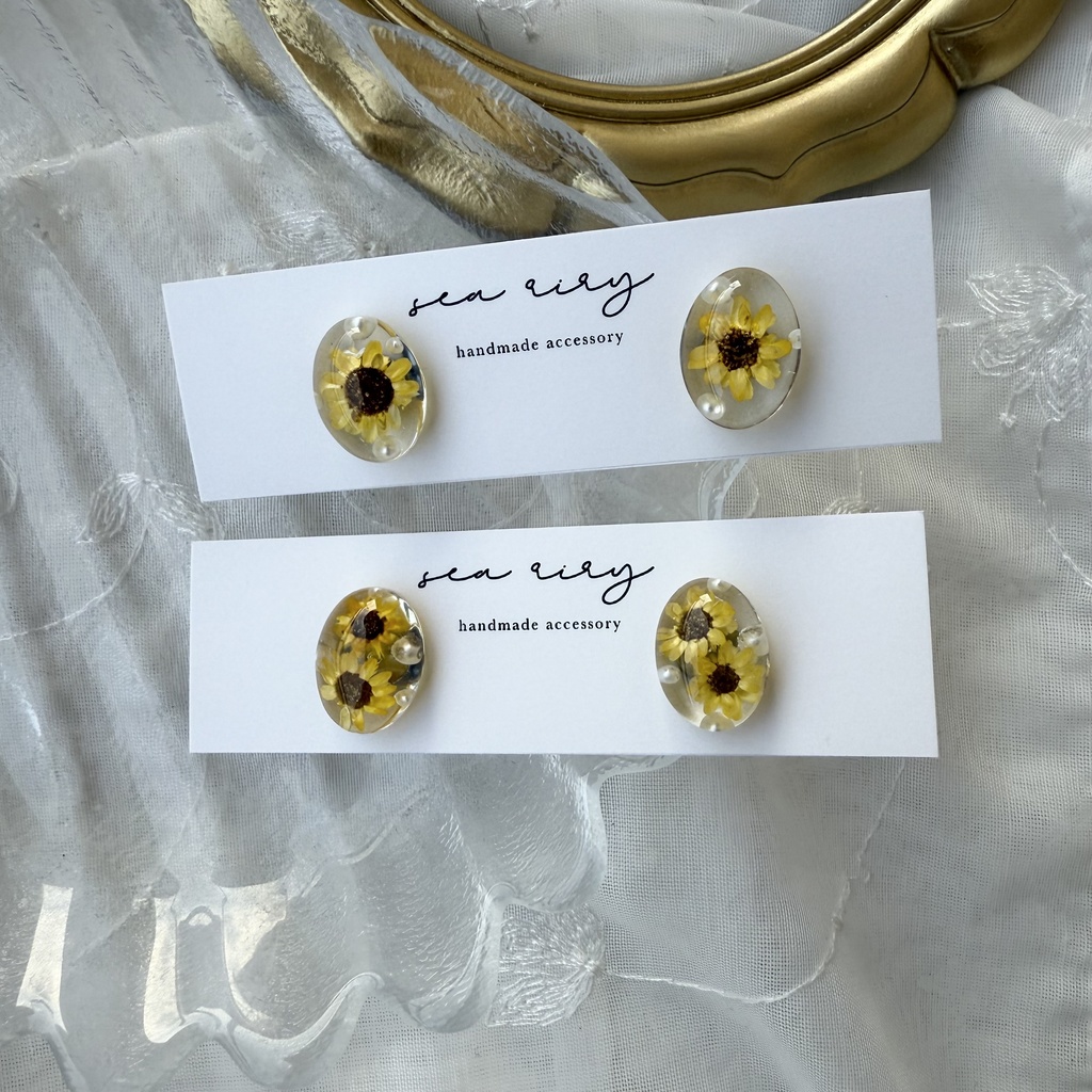 no.206 向日葵とパールのオーバルピアス ひまわり スターフラワー パール ドライフラワー オーバル ピアス