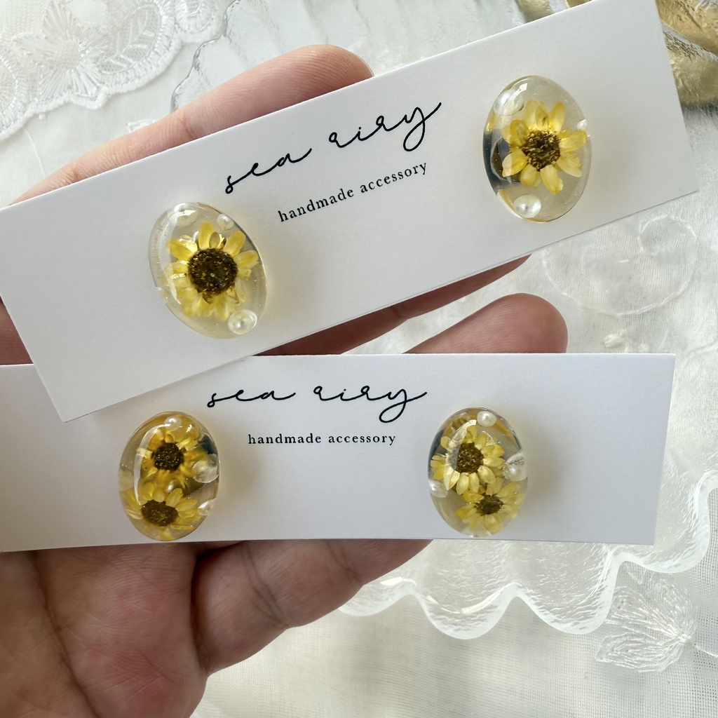 no.206 向日葵とパールのオーバルピアス ひまわり スターフラワー パール ドライフラワー オーバル ピアス