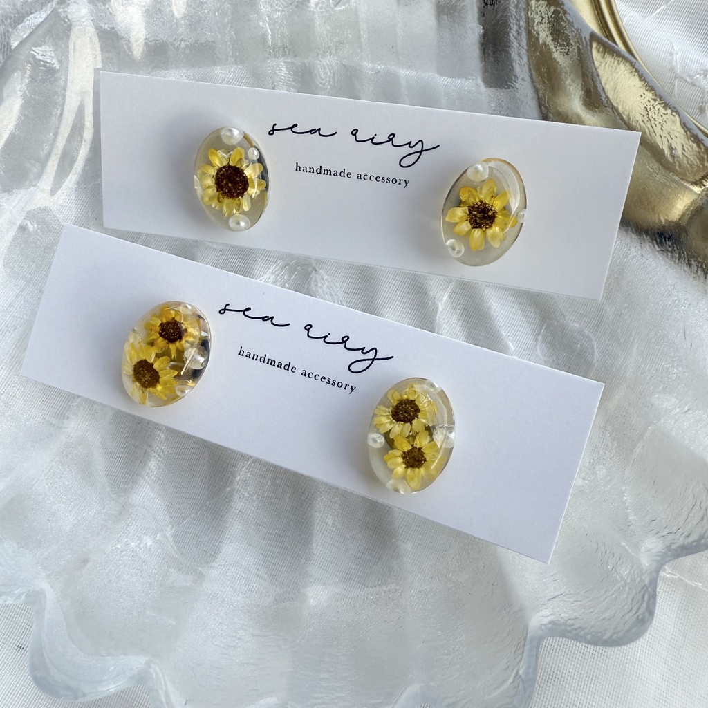no.206 向日葵とパールのオーバルピアス ひまわり スターフラワー パール ドライフラワー オーバル ピアス