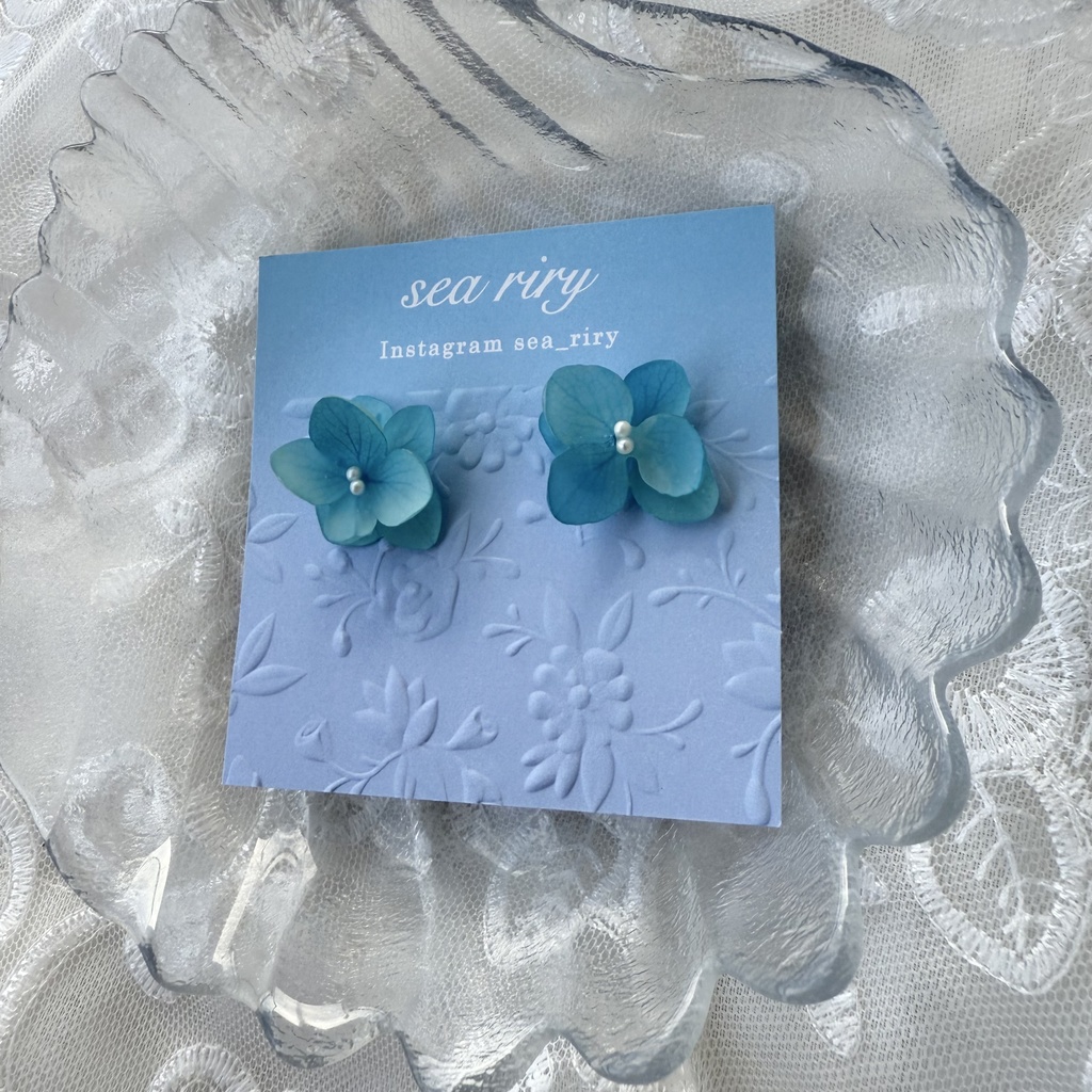 no.208 ブルーグラデの紫陽花ピアス マット加工 本物のお花 アジサイ 紫陽花 パール ステンレス ピアス