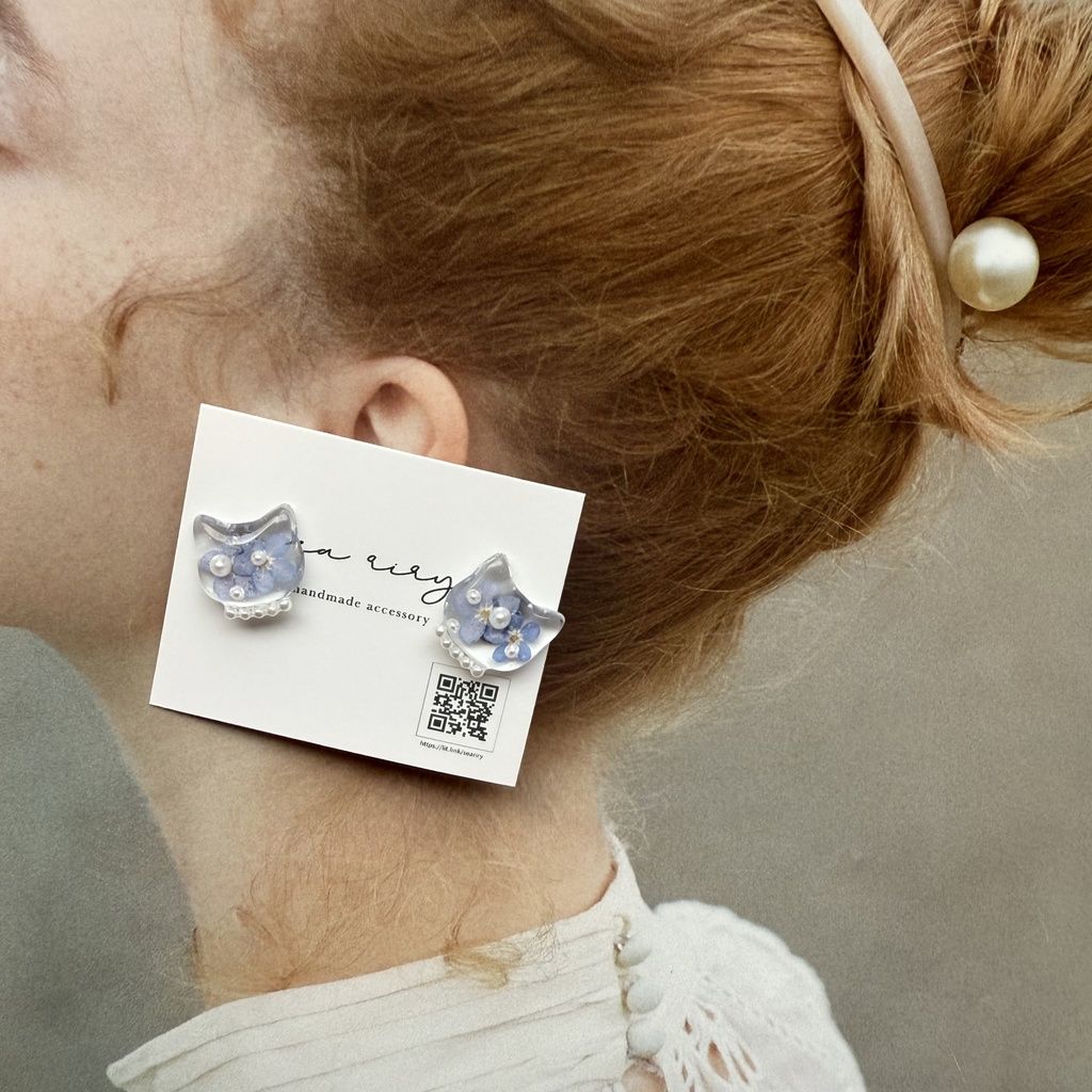 no.210 再販 勿忘草のねこちゃんピアス パール 忘れな草 ネコ 猫 フラワー ブルー クリア ステンレス ピアス