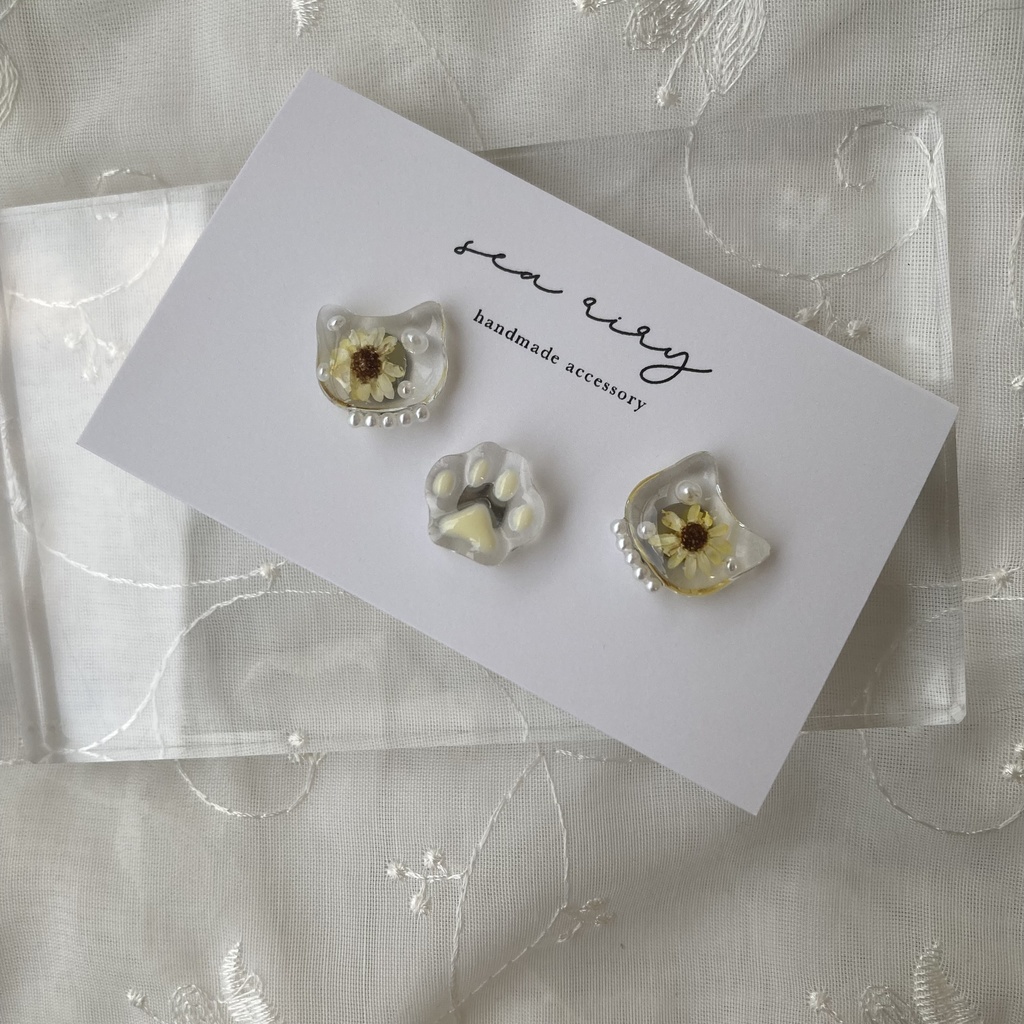 no.212 再販 向日葵とパールのおめかしねこちゃんピアス ひまわり パール スターフラワー 猫 ネコちゃん ステンレス ピアス