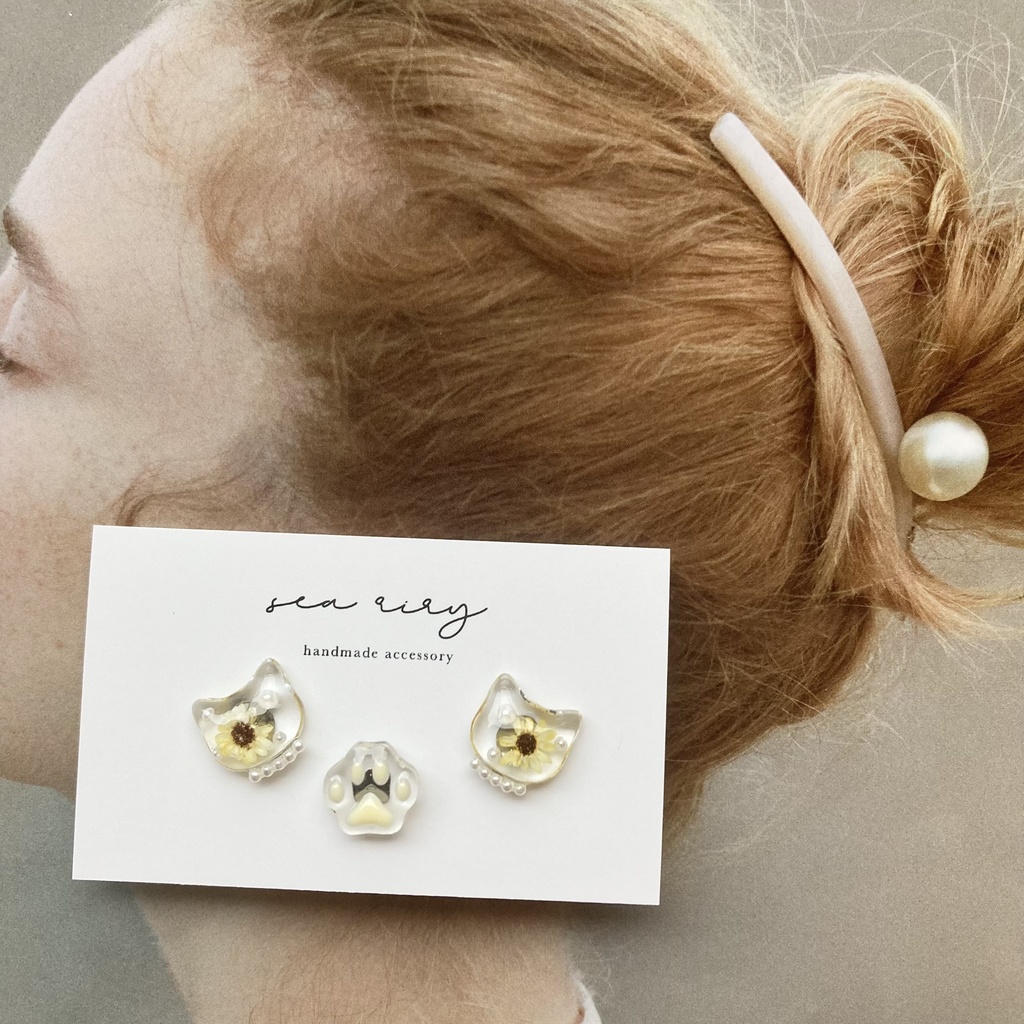 no.212 再販 向日葵とパールのおめかしねこちゃんピアス ひまわり パール スターフラワー 猫 ネコちゃん ステンレス ピアス