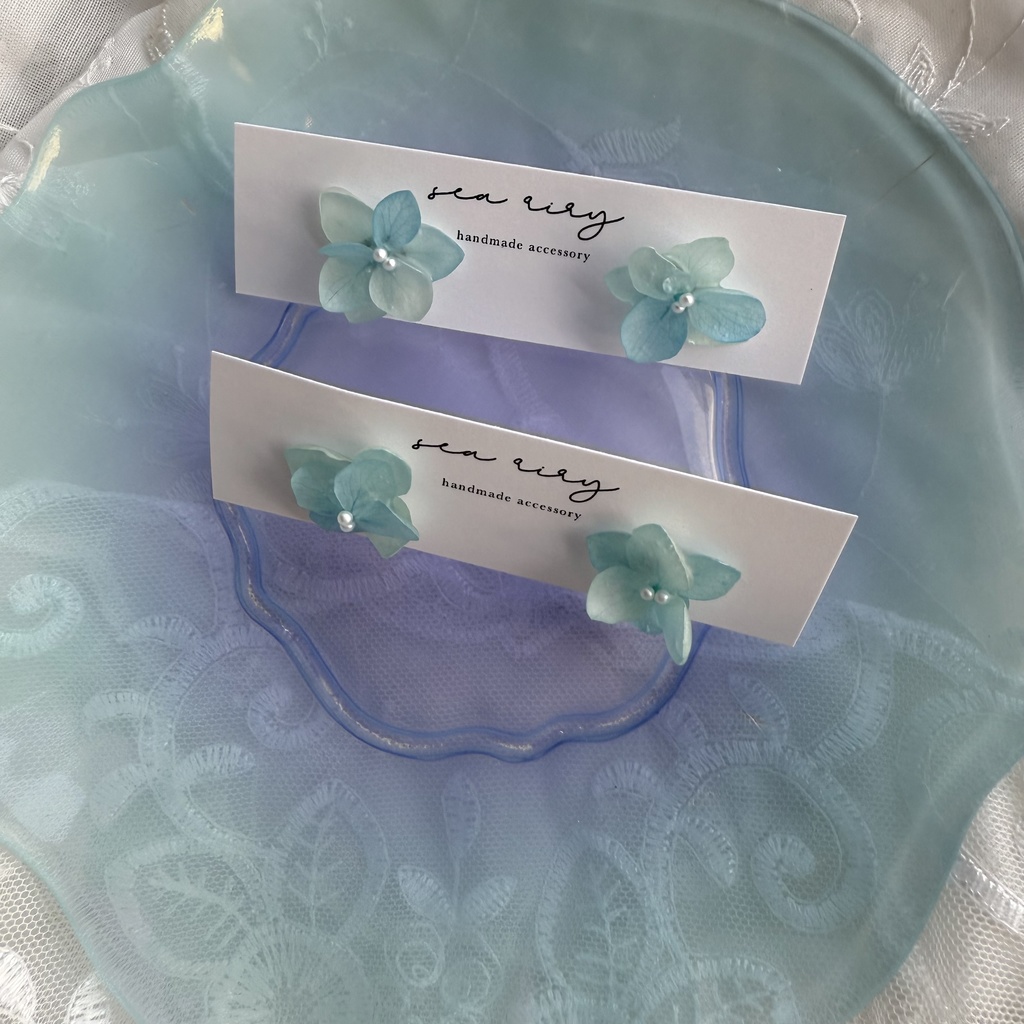 no.214 再販 ブルーグラデの紫陽花ピアス マット加工 本物のお花 アジサイ パール ステンレス ピアス