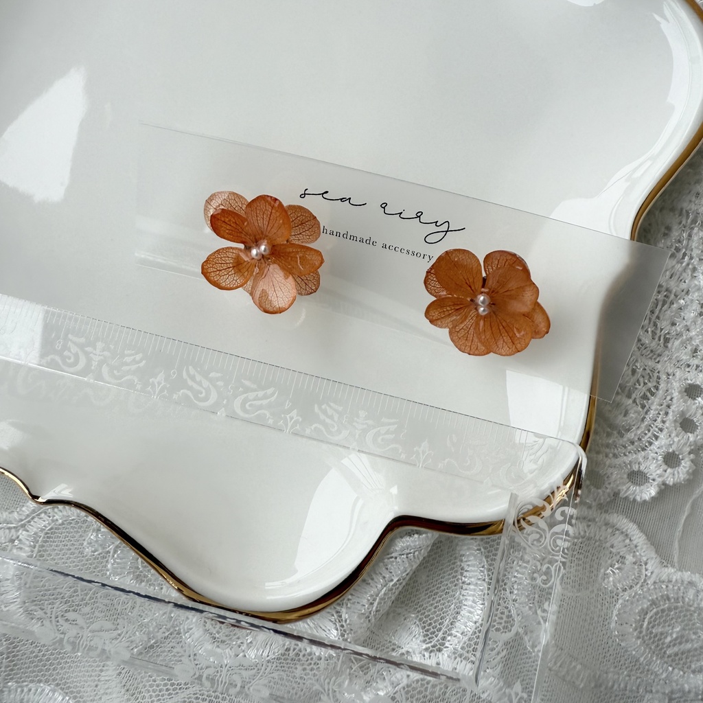 no.222 ブリックオレンジの紫陽花ピアス 秋色 オレンジ 本物のお花 アジサイ パール ステンレス ピアス