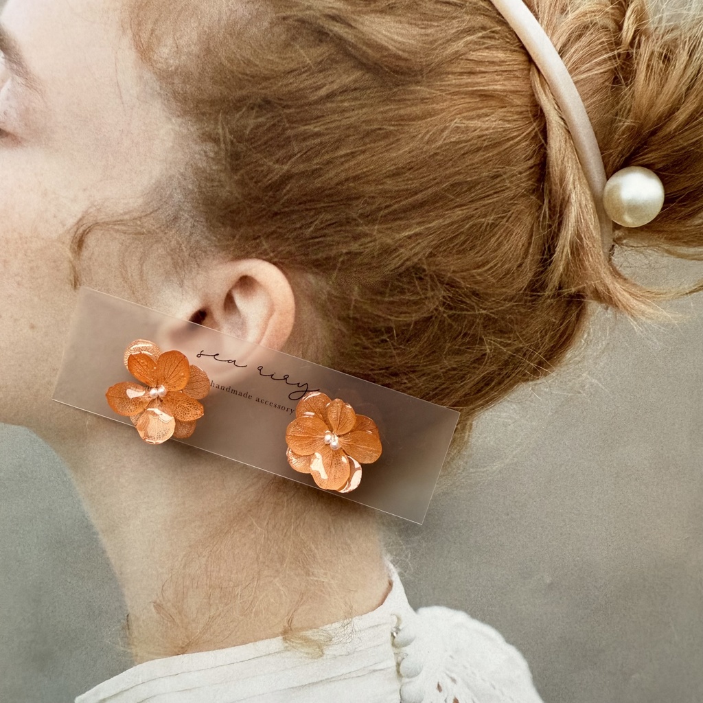 no.222 ブリックオレンジの紫陽花ピアス 秋色 オレンジ 本物のお花 アジサイ パール ステンレス ピアス