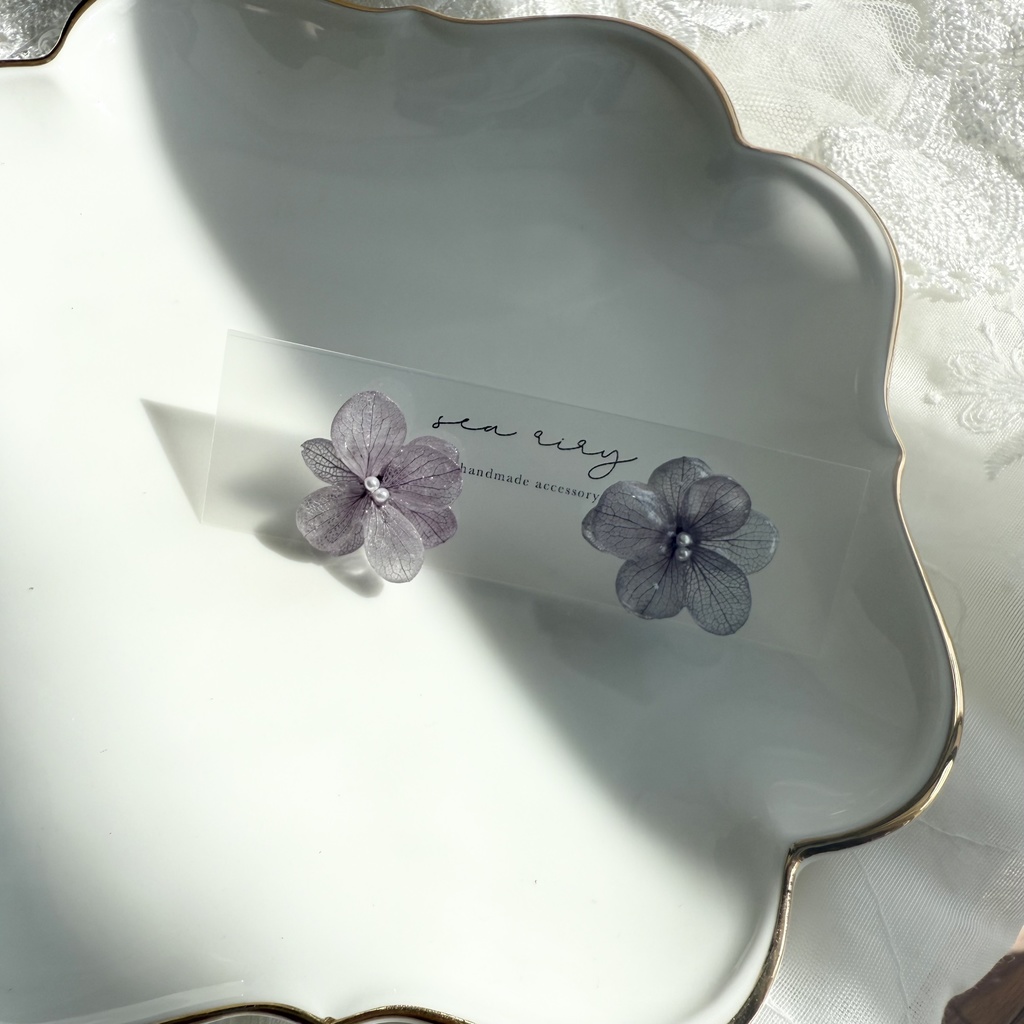 no.227くすみパープルの紫陽花ピアス 本物のお花 紫陽花 アジサイ 紫 パープル むらさき ステンレス ピアス