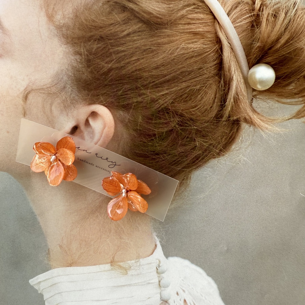 no.234 再販 ブリックオレンジの紫陽花ピアス 本物のお花 オレンジ アジサイ パール ステンレス ピアス