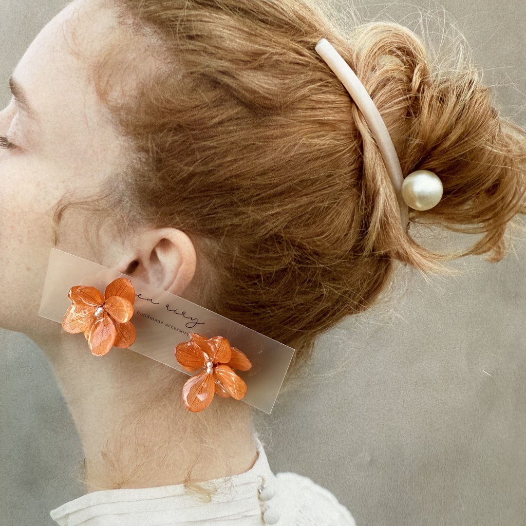 no.234 再販 ブリックオレンジの紫陽花ピアス 本物のお花 オレンジ アジサイ パール ステンレス ピアス