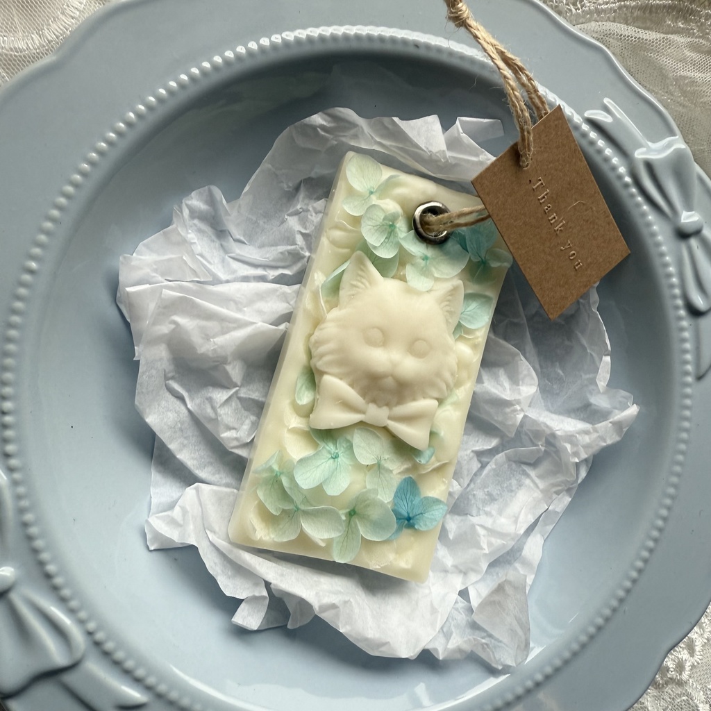 no.236 サシェ ワックスサシェ ねこ 紫陽花 ブルー 猫 ハンドメイドサシェ 火を灯さないキャンドル